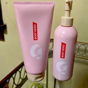 Glossier body Hero Set
Daily Oil Wash 
Daily Perfecting Cream